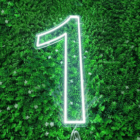 Insegna Neon Led personalizzata per compleanno o anniversario di matrimonio rappresentante il numero "1"